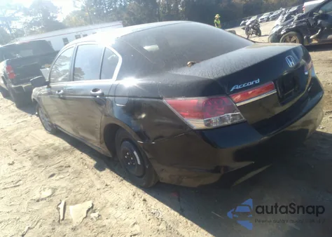 2011 Honda Accord 2.4 Se z USA, uszkodzony, nr VIN 1HGCP2F66BA035026